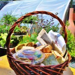 wine-country-picnic-basket